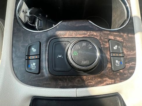 Used 2023 GMC Acadia Denali AWD/4WD image 38