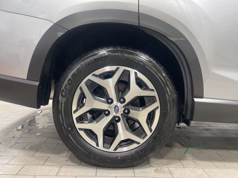 Certified 2023 Subaru Forester Premium image 31