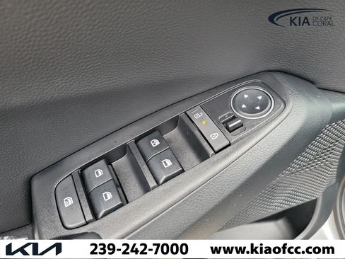 New 2026 Kia Seltos S FWD image 20