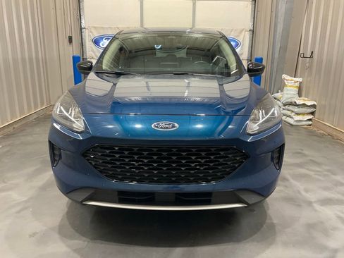 Used 2020 Ford Escape SE Sport AWD/4WD image 2