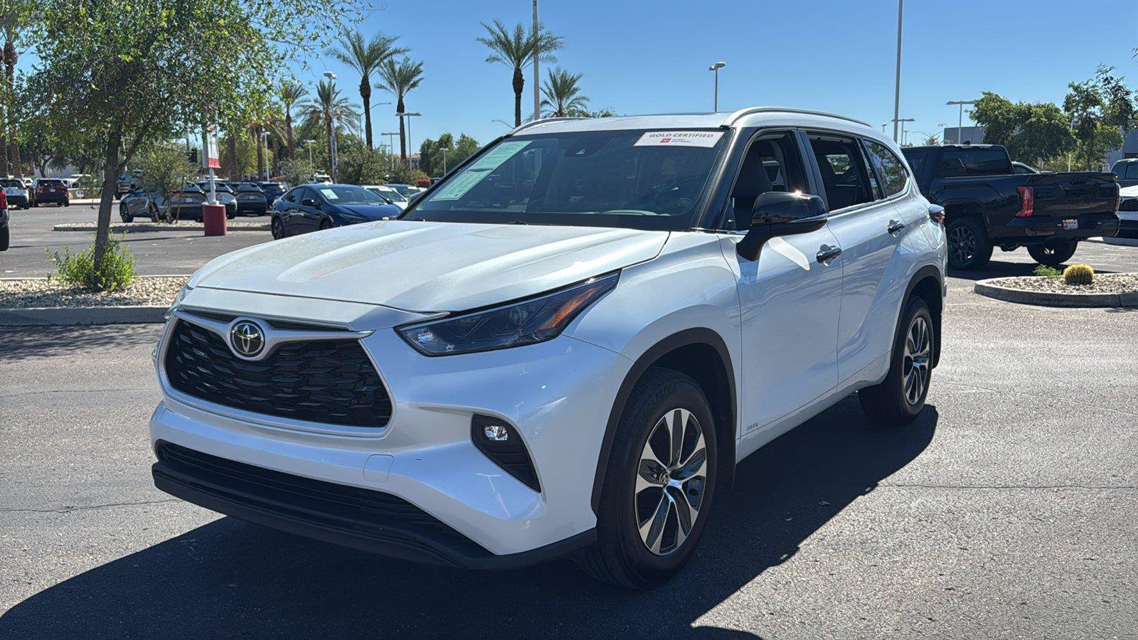 Certified 2026 Toyota Highlander XLE AWD/4WD image 4