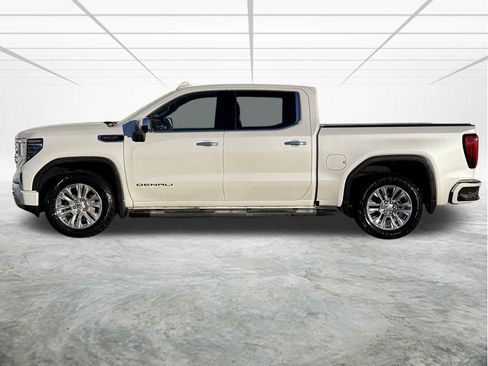 Used 2024 GMC Sierra 1500 Denali image 2