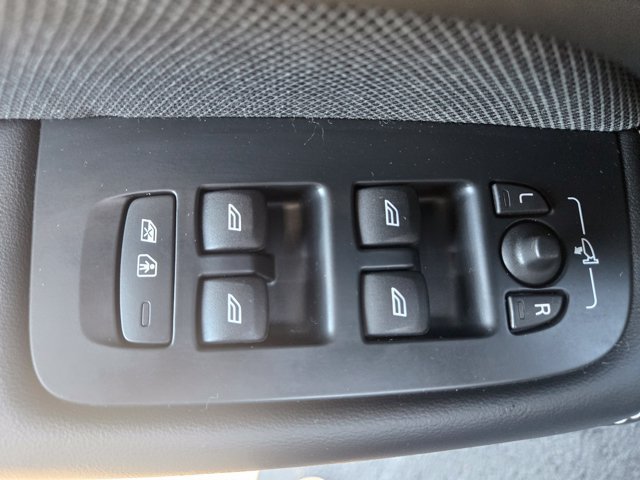 Used 2023 Volvo XC60 T8 Polestar AWD/4WD image 18