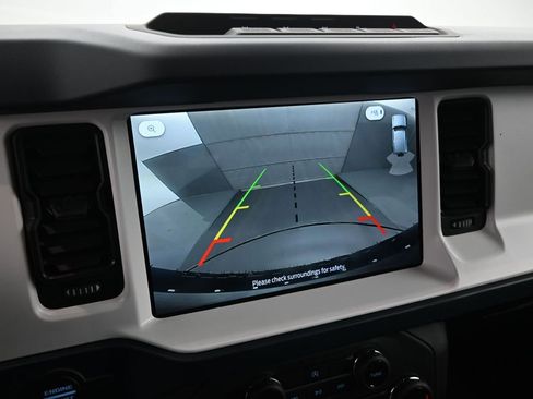 Certified 2025 Ford Bronco Heritage Edition image 15