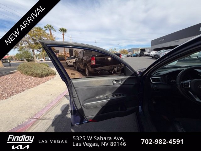 Used 2020 Kia Optima S FWD image 9