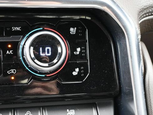 Used 2023 GMC Sierra 1500 Denali w/ Technology Package AWD/4WD image 14