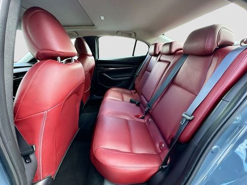 Used 2024 MAZDA MAZDA3 s image 24