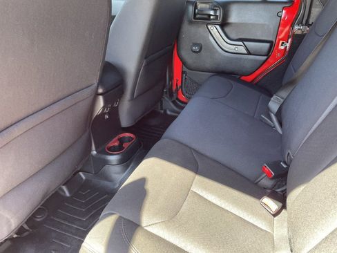 Used 2017 Jeep Wrangler Unlimited Sport w/ Connectivity Group image 14