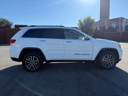 Certified 2021 Jeep Grand Cherokee Limited image 5