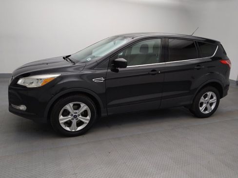 Used 2015 Ford Escape SE image 2