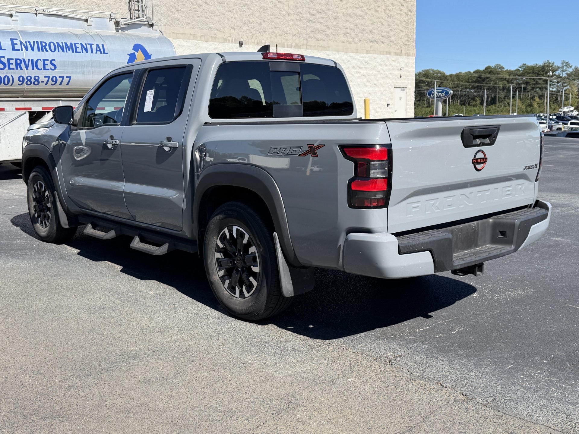 Used 2023 Nissan Frontier Pro-X w/ Tow Package RWD image 14