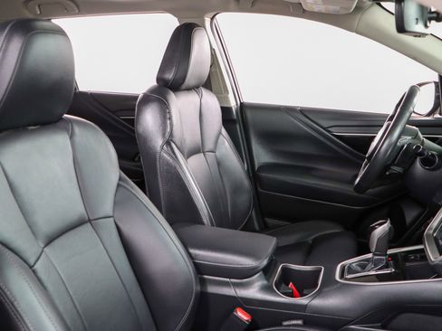 Used 2023 Subaru Outback Limited image 27