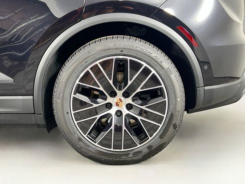 New 2026 Porsche Macan 4 Electric AWD/4WD image 33