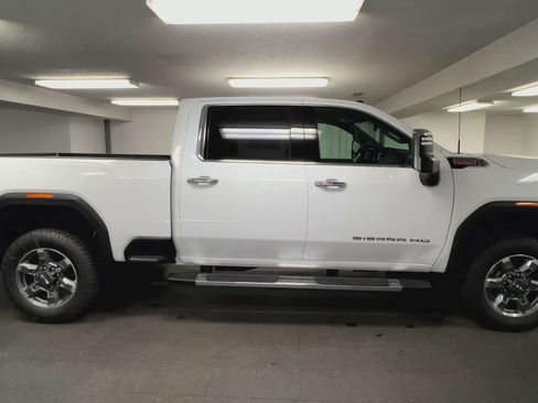 New 2026 GMC Sierra 2500 SLT w/ SLT Premium Package AWD/4WD image 44