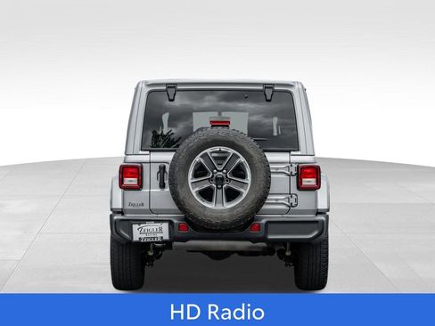 Used 2020 Jeep Wrangler Unlimited Sahara AWD/4WD image 6