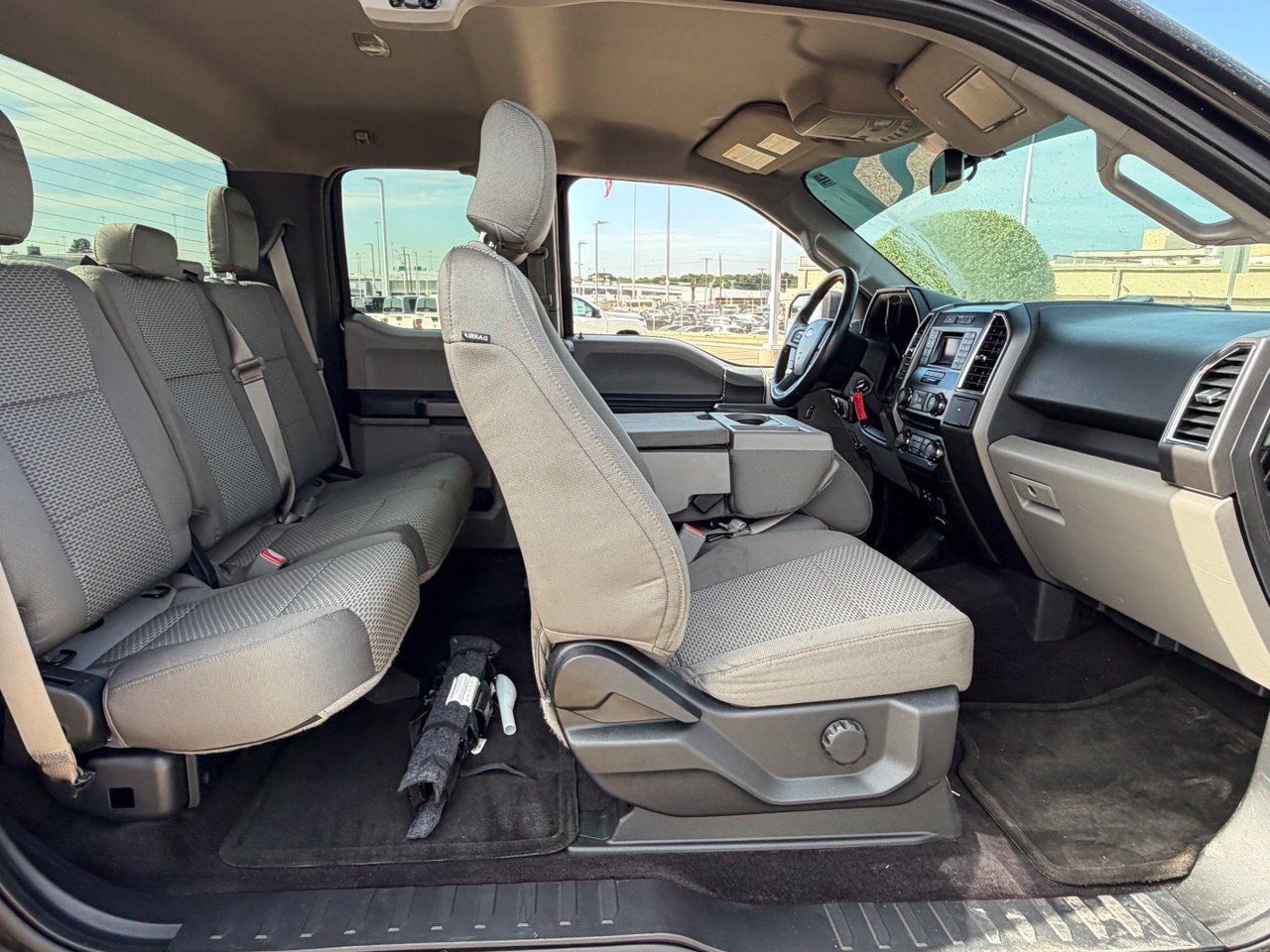 Used 2015 Ford F150 XLT w/ Equipment Group 301A Mid RWD image 30