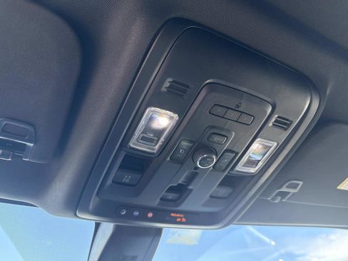 Used 2022 Chevrolet Tahoe High Country image 58