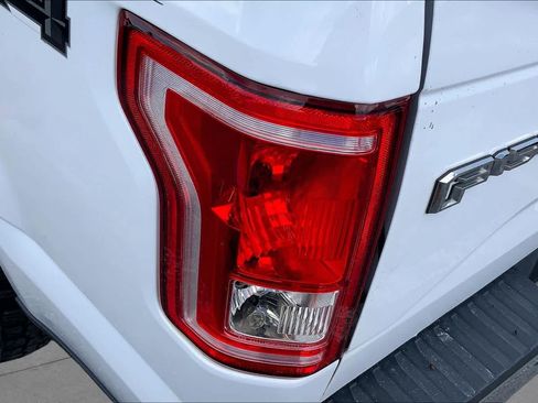 Used 2016 Ford F150 XLT AWD/4WD image 27