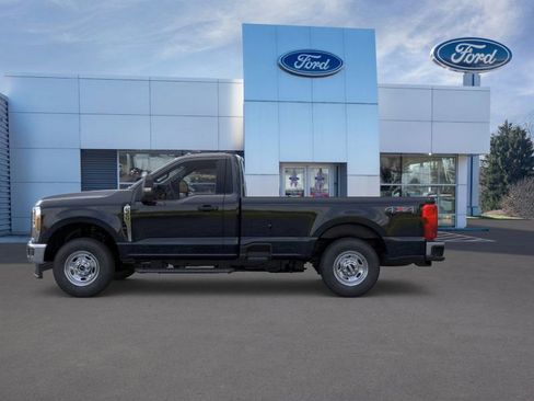 New 2026 Ford F350 XL w/ XL Chrome Package image 3