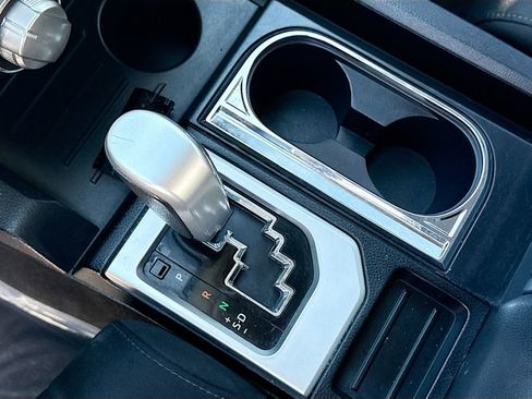 Used 2020 Toyota Tundra SR5 w/ SR5 Upgrade Package image 27