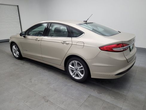 Used 2018 Ford Fusion S image 3