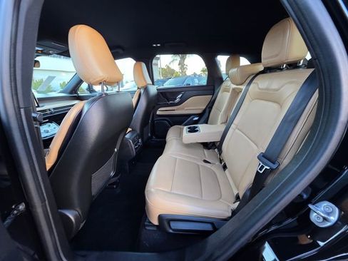 Used 2022 Lincoln Corsair Reserve w/ Elements Package image 14