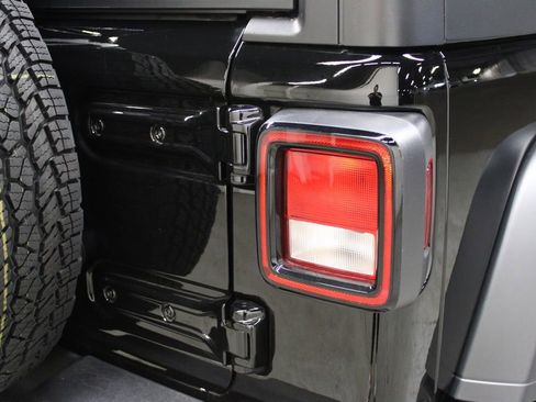 New 2026 Jeep Wrangler Sport S image 33