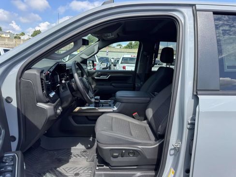Used 2024 Chevrolet Silverado 1500 RST AWD/4WD image 20