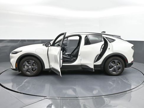 Used 2023 Ford Mustang Mach-E Select image 38