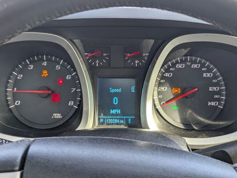 Used 2012 Chevrolet Equinox LT w/ Driver Convenience Package image 21