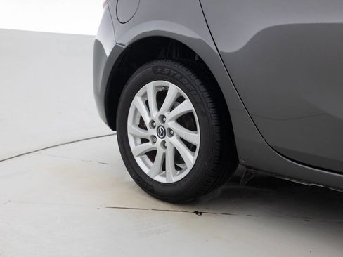 Used 2013 MAZDA MAZDA3 i Touring image 19