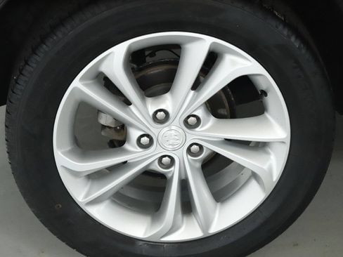 Used 2023 Buick Encore GX Preferred FWD image 12