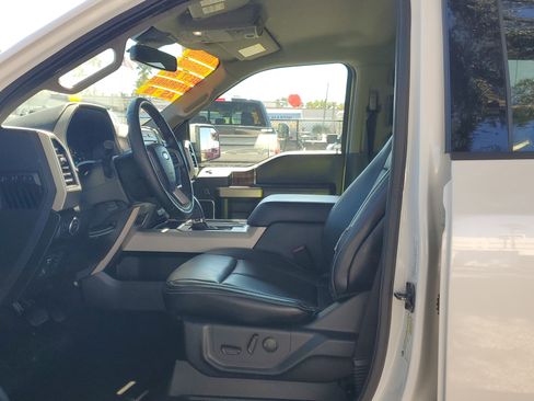 Used 2019 Ford F150 Lariat image 20