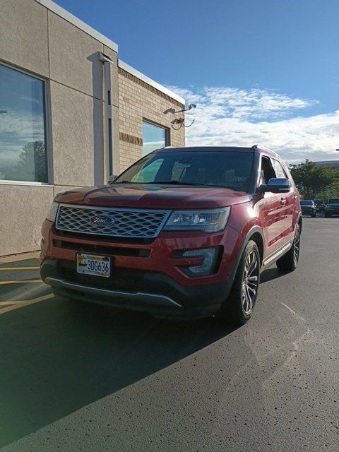 Used 2016 Ford Explorer Platinum AWD/4WD image 4