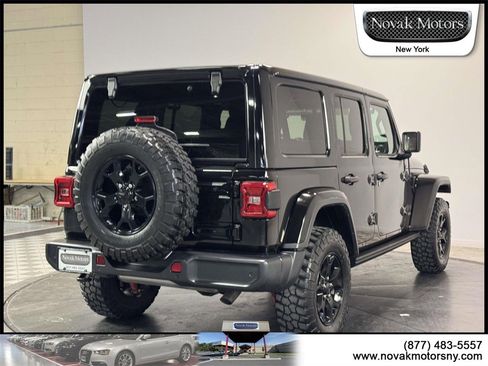 Used 2019 Jeep Wrangler Unlimited Sahara w/ Quick Order Package 24M Moab image 10