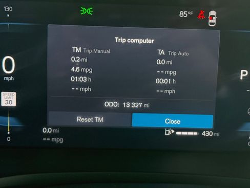 Used 2025 Volvo V60 B5 Cross Country Plus image 40