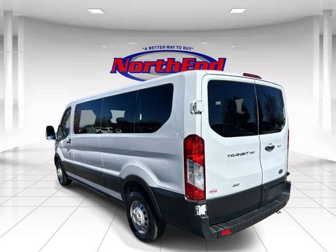 Used 2022 Ford Transit 350 XLT AWD/4WD image 7