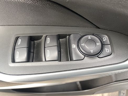 Used 2024 Chevrolet Trax RS w/ Driver Confidence Package FWD image 19