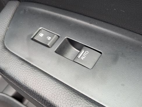 Used 2022 Honda Pilot Elite image 39
