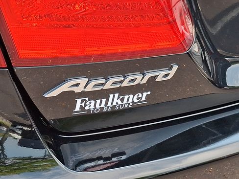 Used 2015 Honda Accord Sport image 29