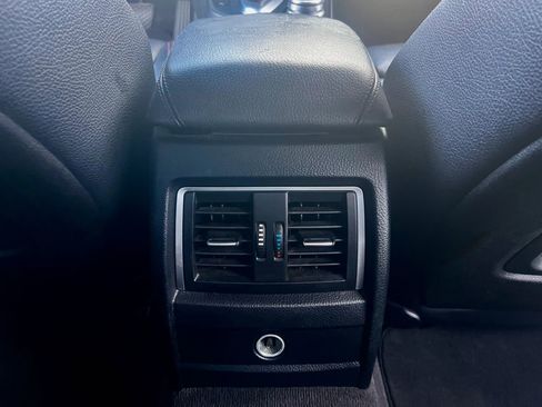 Used 2017 BMW 330i Sedan image 24