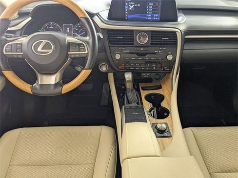 Used 2022 Lexus RX 350L FWD w/ Premium Package image 26