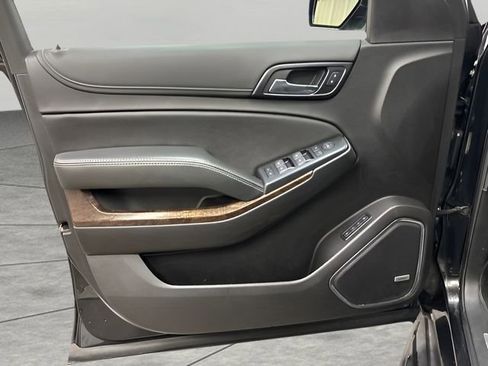 Used 2020 Chevrolet Tahoe LT w/ LT Midnight Edition image 10