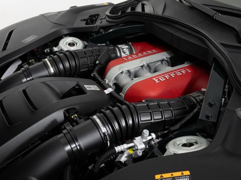 Used 2026 Ferrari Purosangue AWD/4WD image 27