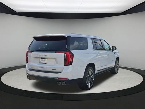 New 2026 GMC Yukon XL Denali Ultimate AWD/4WD image 5