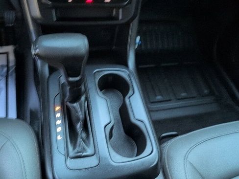 Used 2018 Chevrolet Colorado W/T image 23