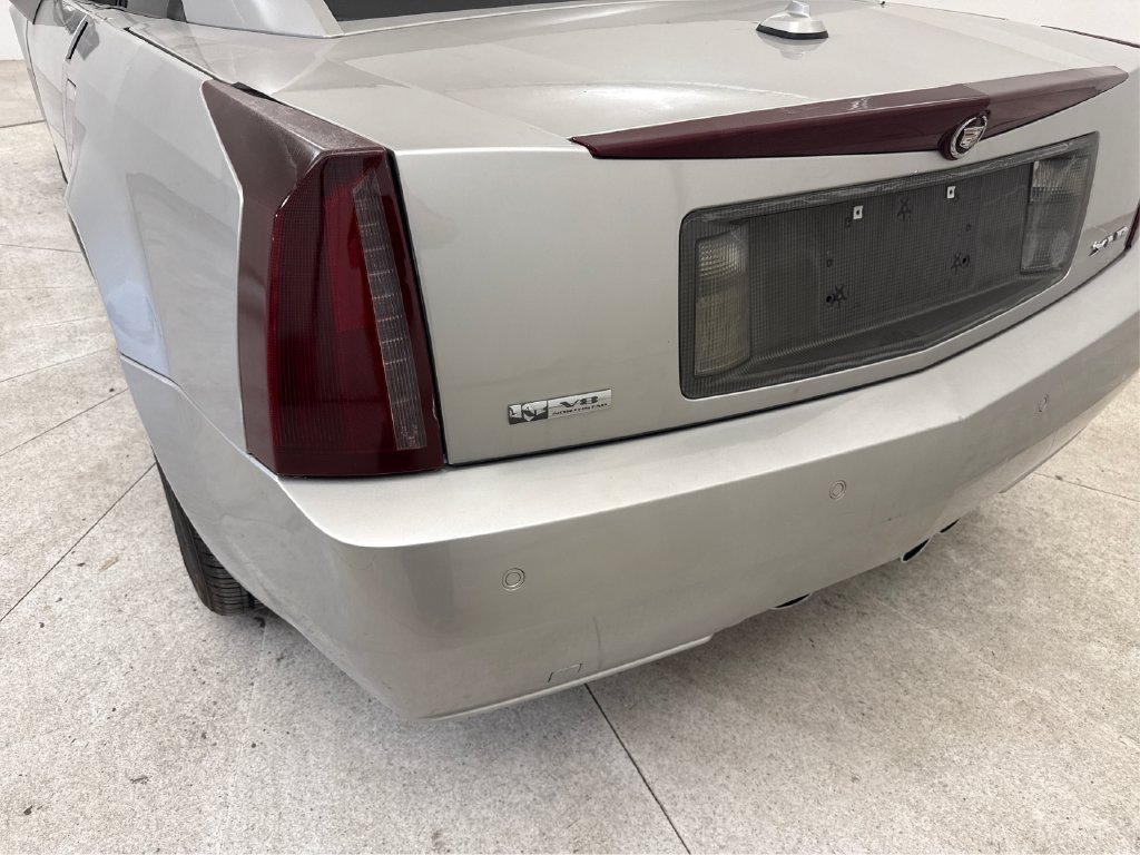 Used 2004 Cadillac XLR RWD image 21