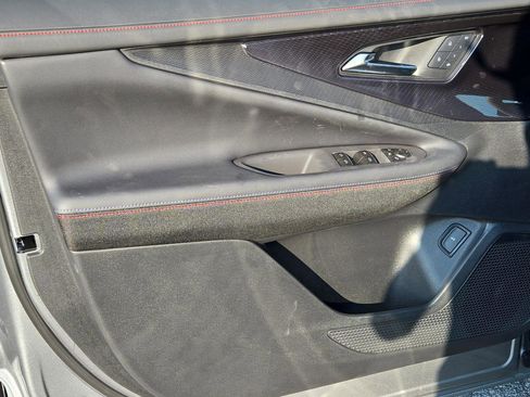 New 2025 Chevrolet Blazer EV RS image 15