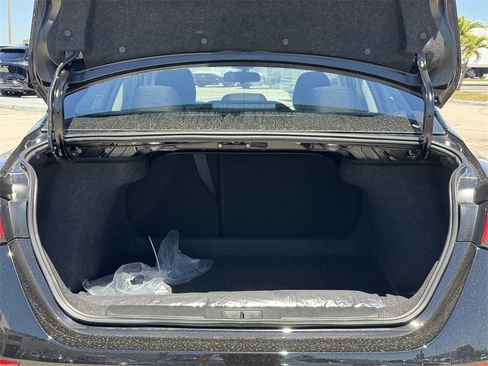 New 2025 Nissan Sentra S image 9