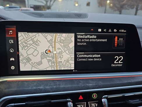 Used 2022 BMW X5 sDrive40i w/ Premium Package image 24